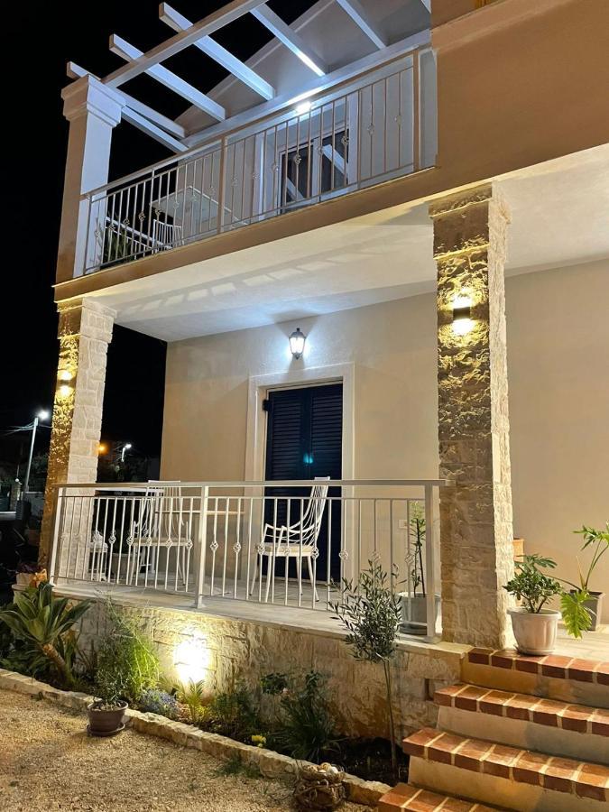 Tani'S House Villa Sarandë Buitenkant foto